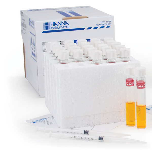 Hanna test tube reagent set with 16 mm COD digestion vials and syringes