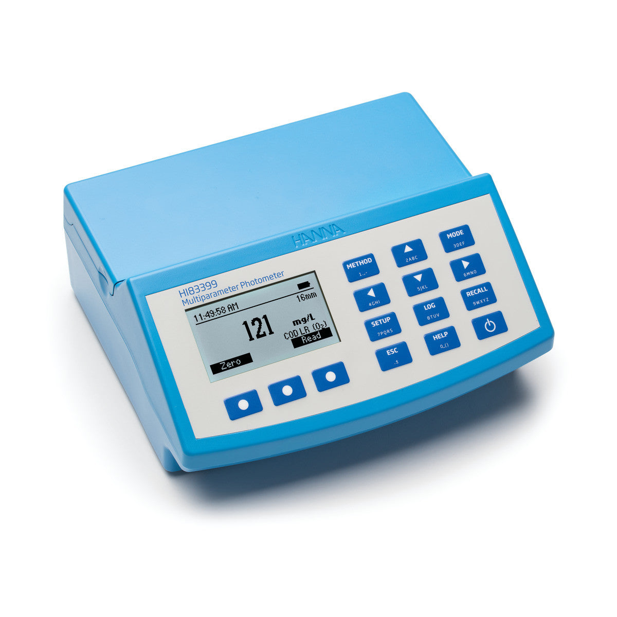 Hanna HI83399 multiparameter photometer, upper angle with the light-blocking cover closed