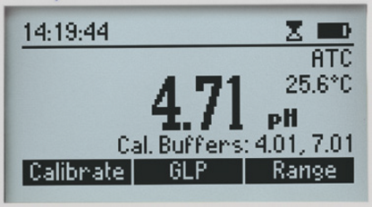 HI83399 display in pH measurement mode