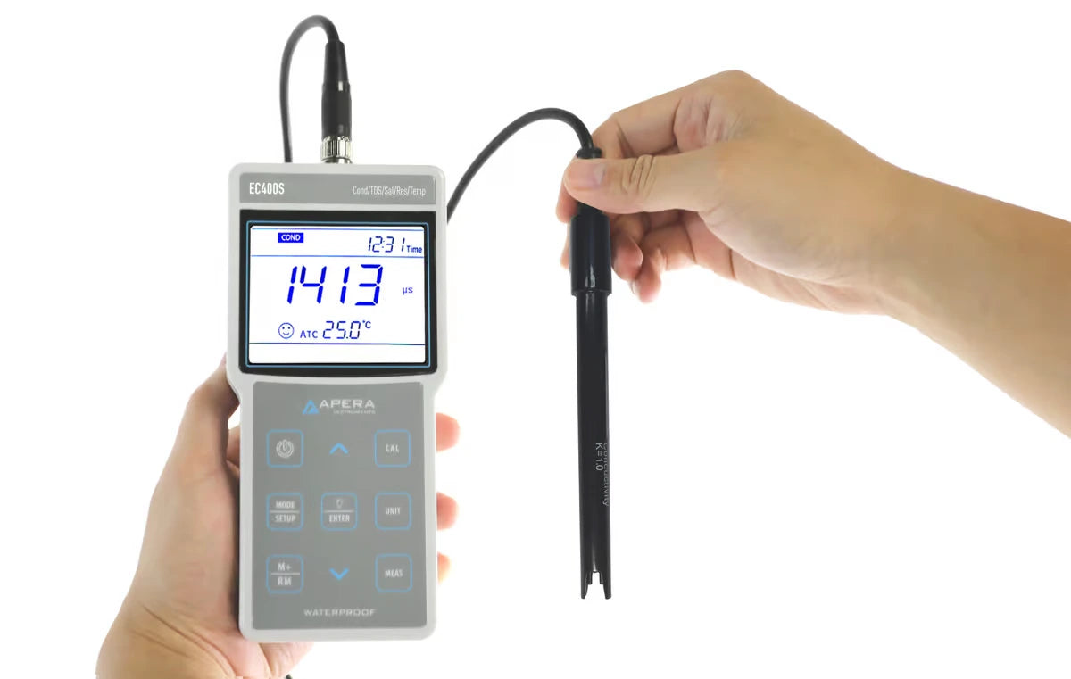 EC400S Portable Conductivity/TDS/Salinity Meter Kit – GLP Data Logging & Waterproof Durability Portable Multi-Parameter Meter Apera Instruments
